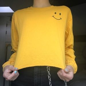 Vintage yellow smile top